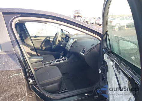 2018 Chevrolet Cruze Ls Auto z USA, uszkodzony, nr VIN 1G1BC5SM6J7229328